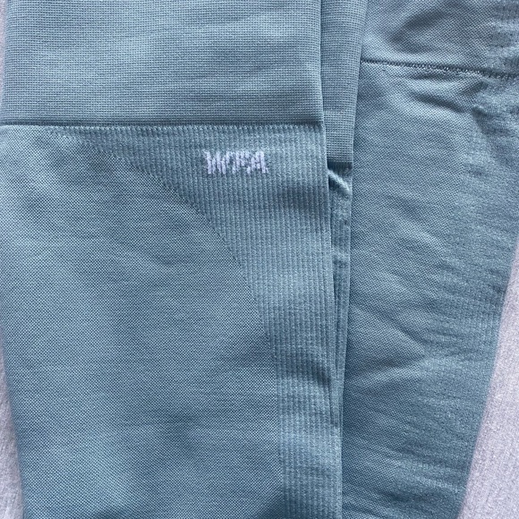 White fox seamless leggings - Picture 4 of 8